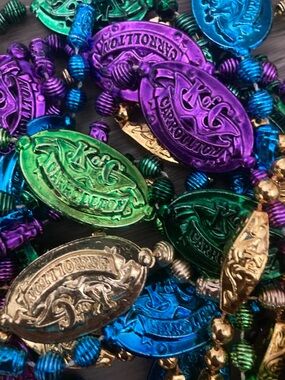 6 pcs K of C Carrollton Metallic Mardi Gras Bead Necklace Set